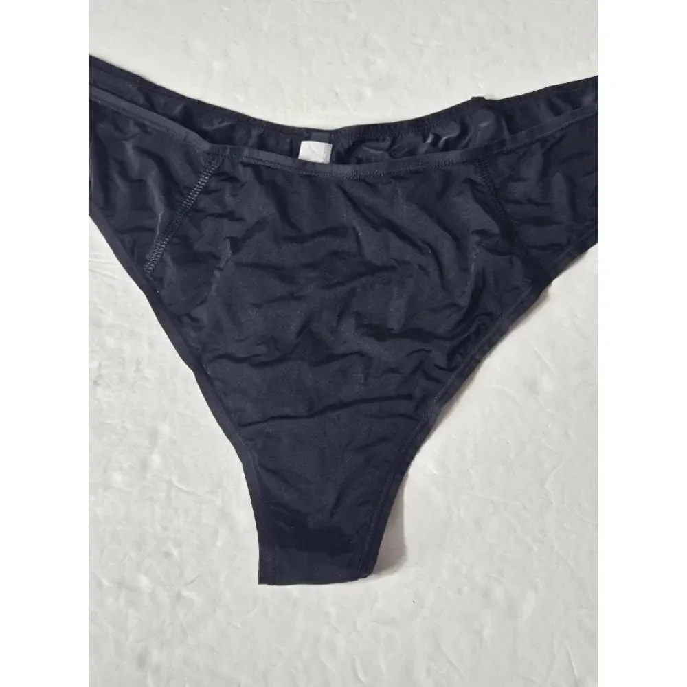 Skims bikini thong panty Nwt‎